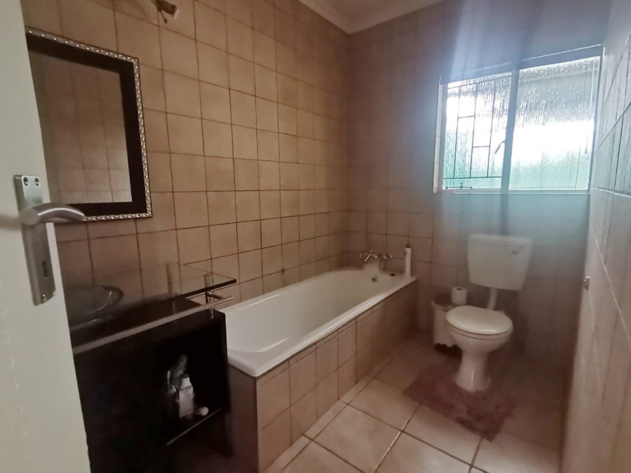 5 Bedroom Property for Sale in Sasolburg Ext 11 Free State